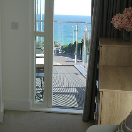 Seaview West Coast - Exceptional - 2 Bedrooms Sleeps 5 -Stunning Sea Views - 500 Metres To Beach Bournemouth Exterior photo